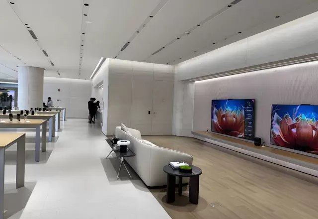 Iluminaci&oacute;n de la tienda Huawei