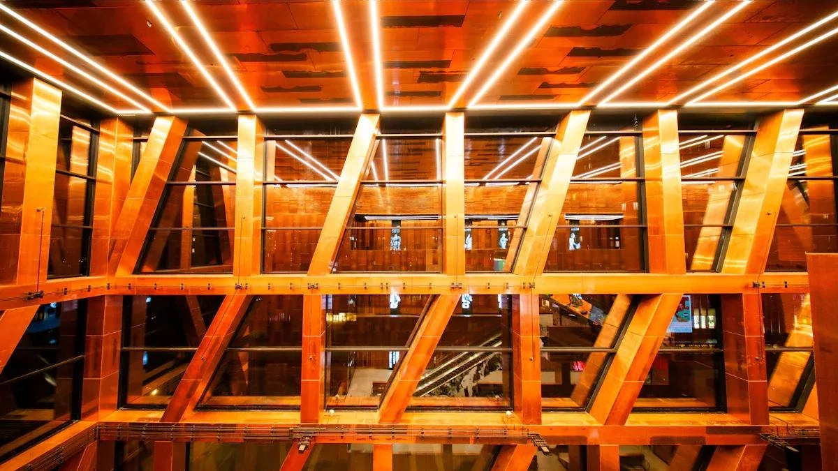 C&oacute;mo elegir &aacute;ngulos de haz en luces lineales LED &oacute;pticas para pared rasante